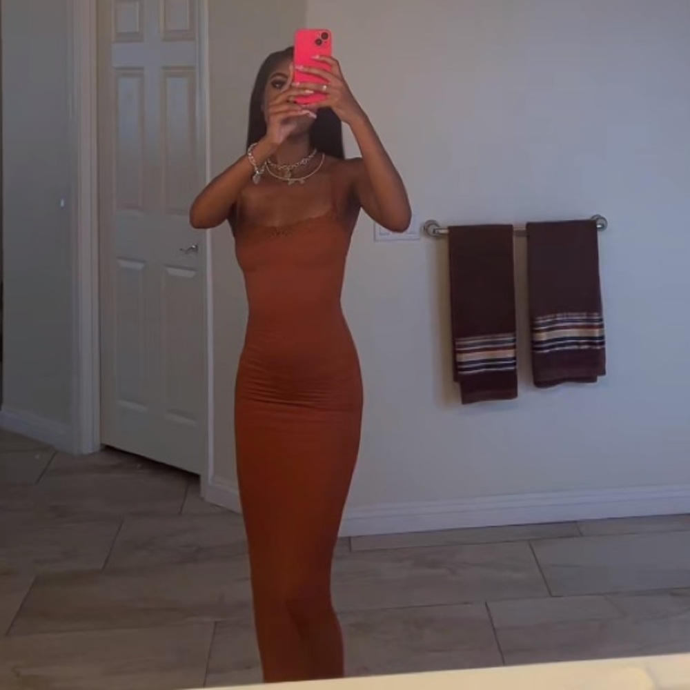 SKIMS Fits Everybody Lace Maxi Dress Bronze